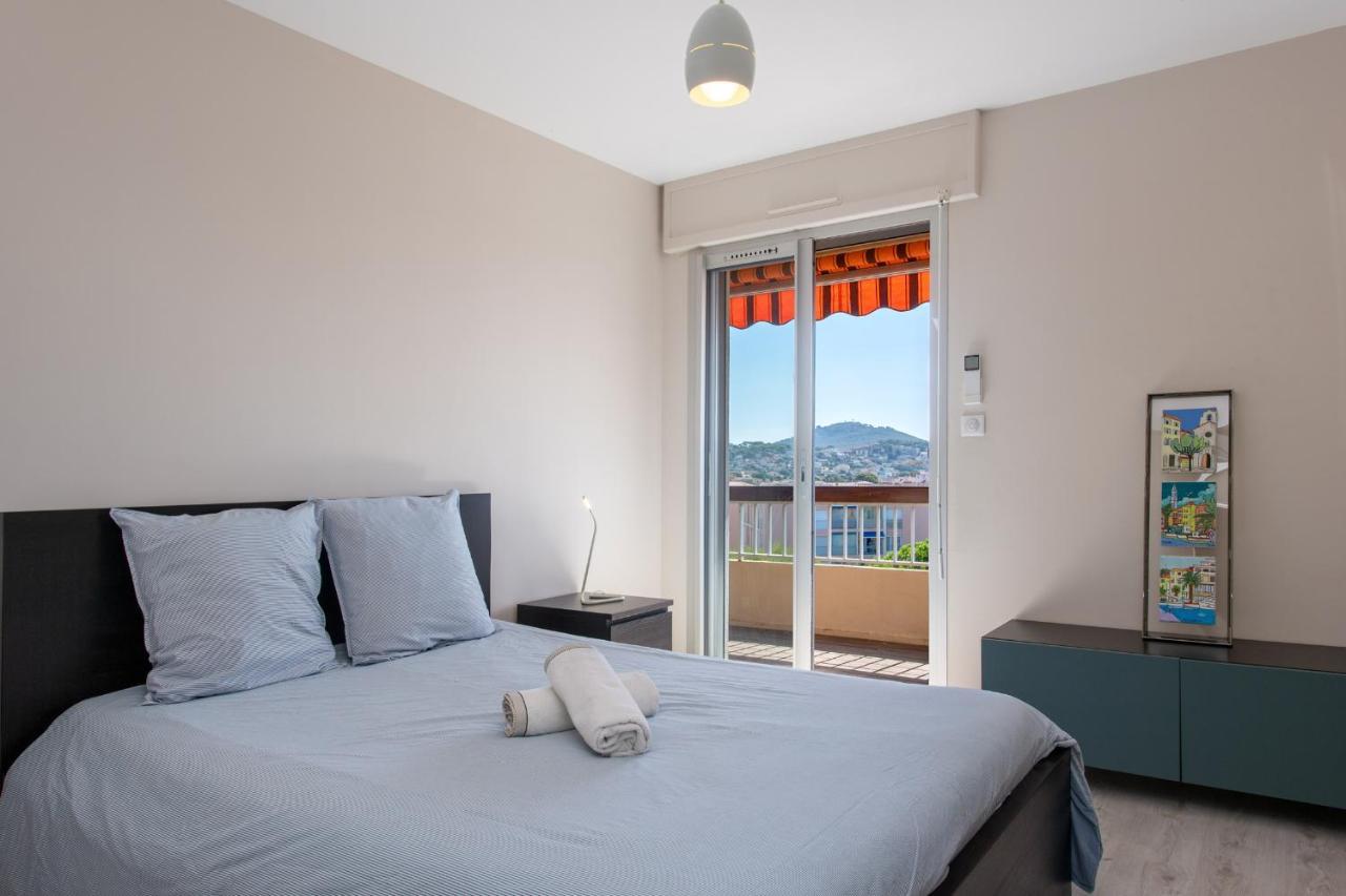 Le Cadet - Vue Panoramique Ville Et Baie De Sanary Sur Mer, Parking & Terrasse - 2 A 4 Pers Kültér fotó