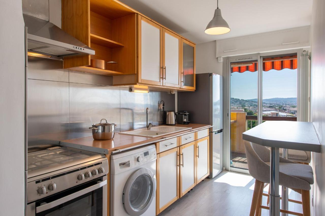 Le Cadet - Vue Panoramique Ville Et Baie De Sanary Sur Mer, Parking & Terrasse - 2 A 4 Pers Kültér fotó